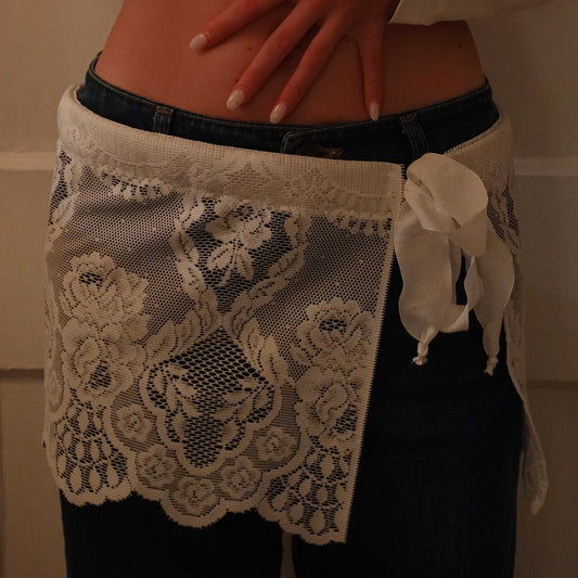 Lace Accessory Skirtie