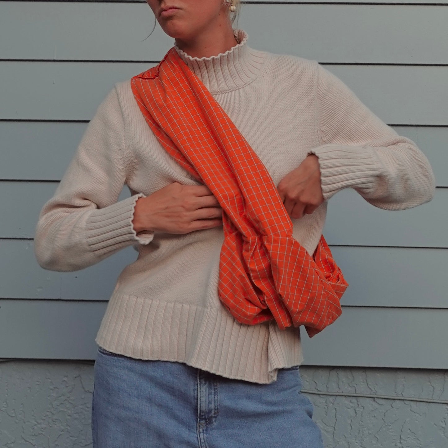 Slouch Pouch