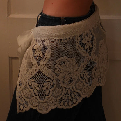 Lace Accessory Skirtie