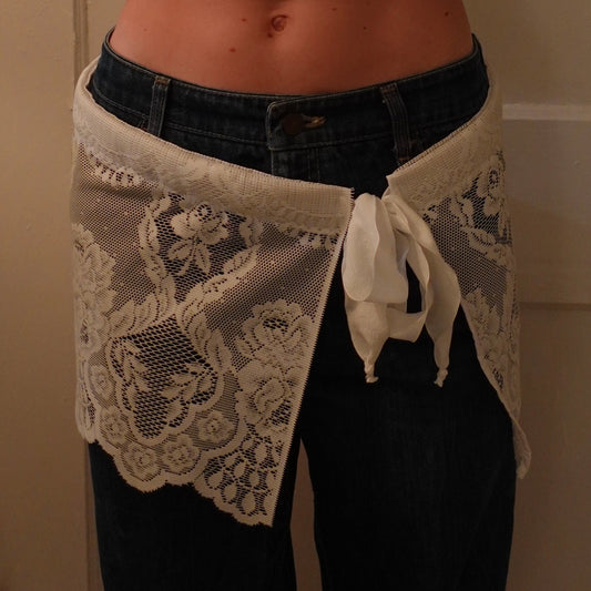 Lace Accessory Skirtie