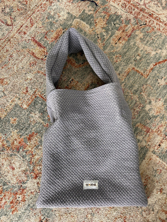 The Beth Bag — The Lone Daffodil